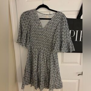 Perfect spring dress for work/spring events baby showers bridal showers etc.